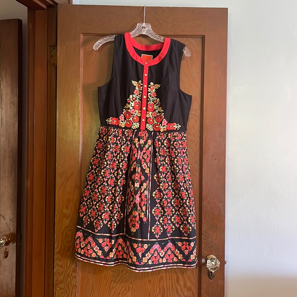 Embroidered Floral Dress - Size L